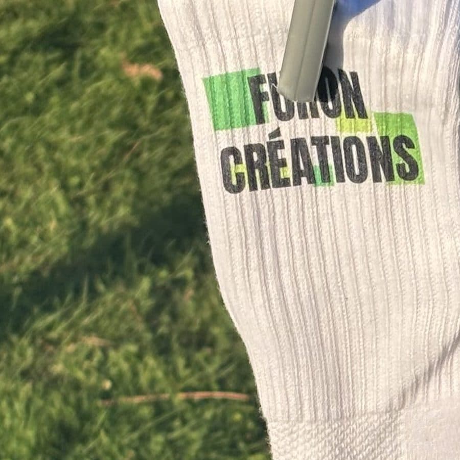 Chaussette montante personnalisée, logo positionné sur le tibia